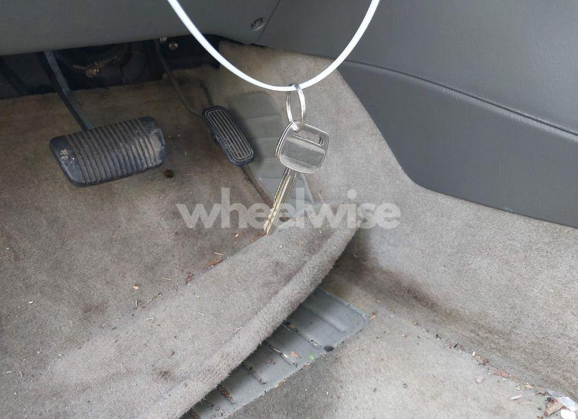 Photo 11 of 1998 Toyota Camry LE (VIN 4T1BG22K2WU278958)