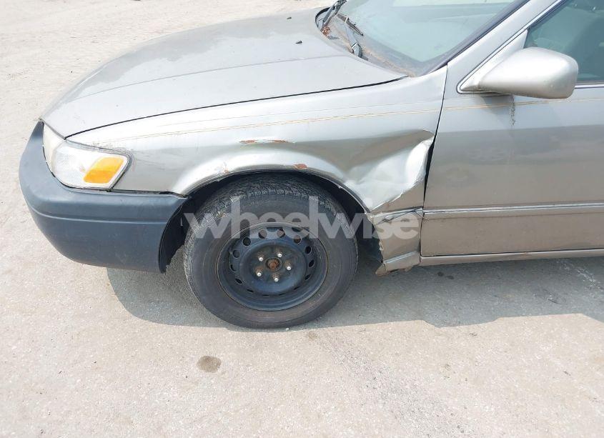 Photo 13 of 1998 Toyota Camry LE (VIN 4T1BG22K2WU278958)