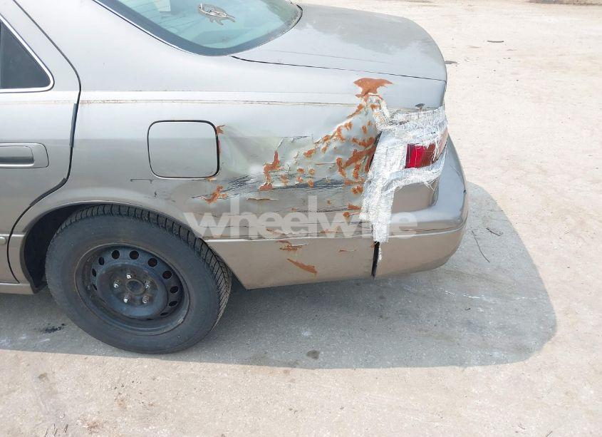 Photo 6 of 1998 Toyota Camry LE (VIN 4T1BG22K2WU278958)