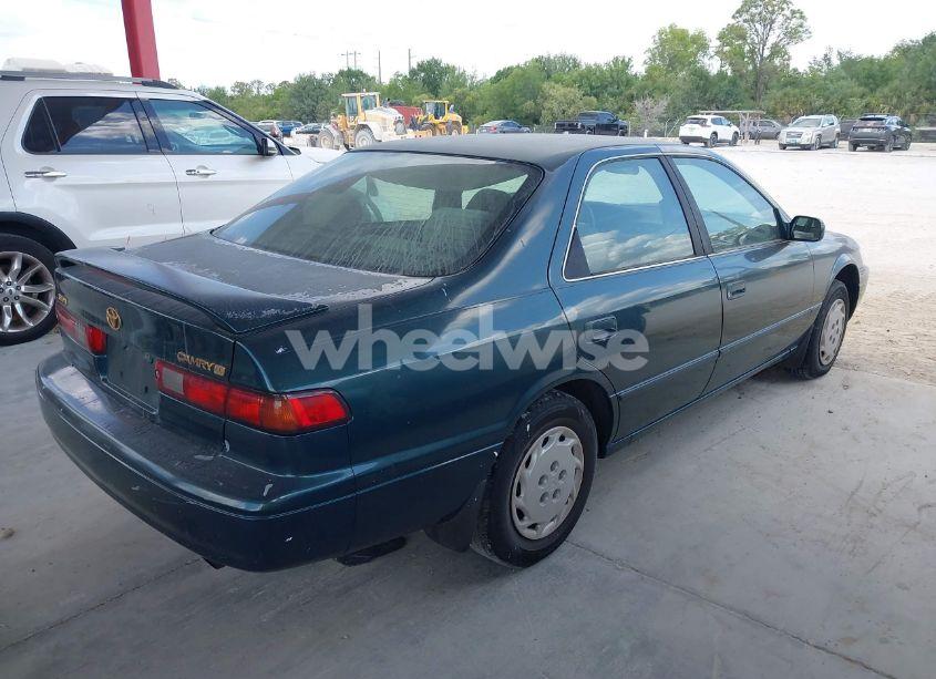 Photo 4 of 1998 Toyota Camry CE/LE/XLE (VIN 4T1BG22K2WU296053)
