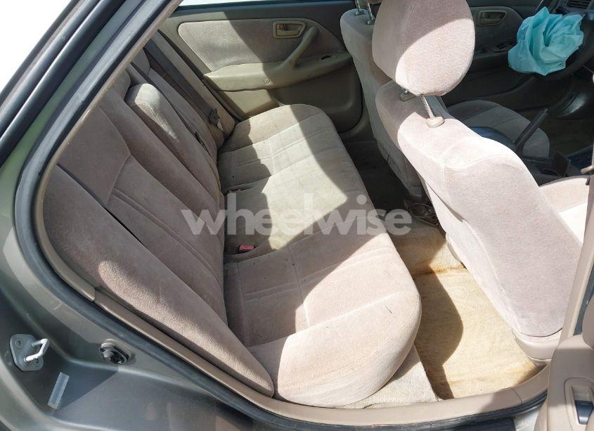 Photo 8 of 1998 Toyota Camry LE (VIN 4T1BG22K2WU314146)