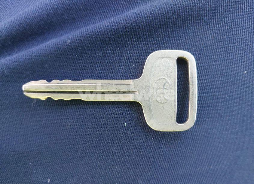 Photo 11 of 1998 Toyota Camry LE (VIN 4T1BG22K2WU839367)