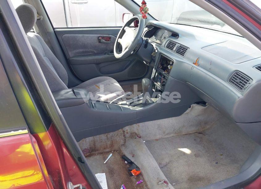 Photo 5 of 1998 Toyota Camry LE (VIN 4T1BG22K2WU839367)