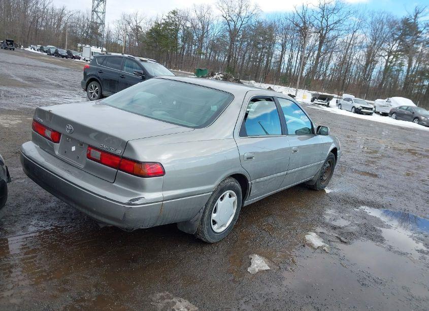 Photo 4 of 1999 Toyota Camry CE (VIN 4T1BG22K2XU392797)