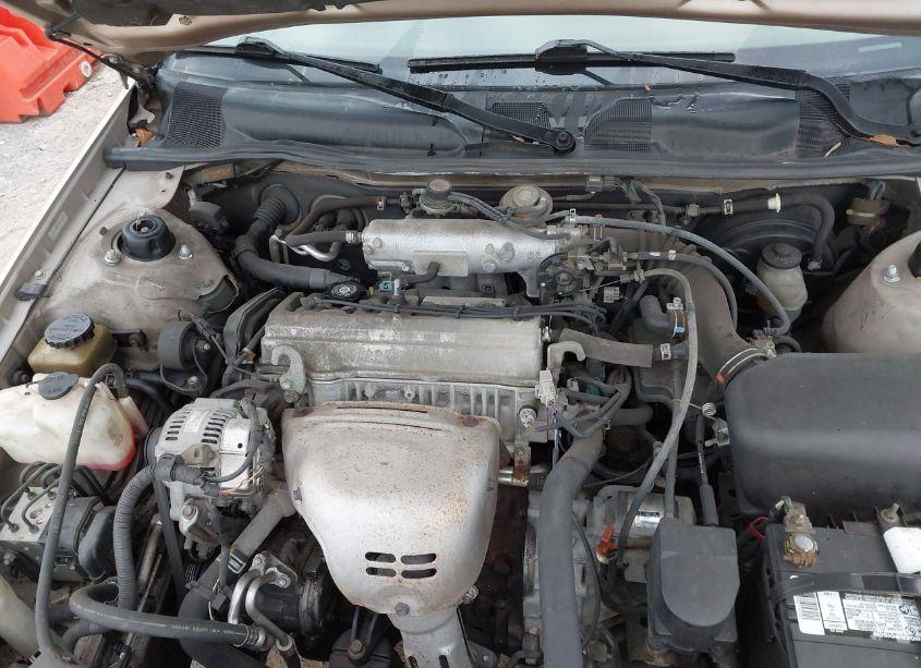 Photo 10 of 1999 Toyota Camry LE (VIN 4T1BG22K2XU872256)