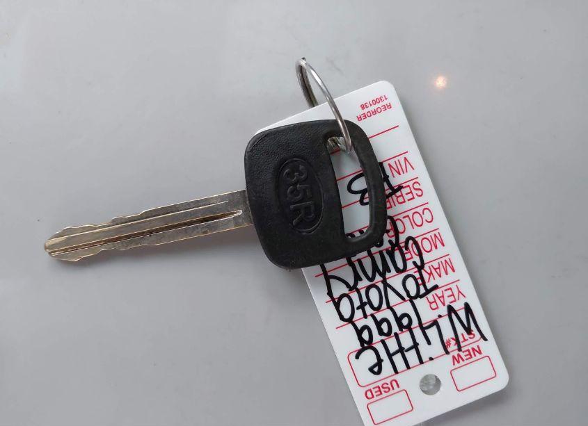 Photo 11 of 1999 Toyota Camry LE (VIN 4T1BG22K2XU872256)