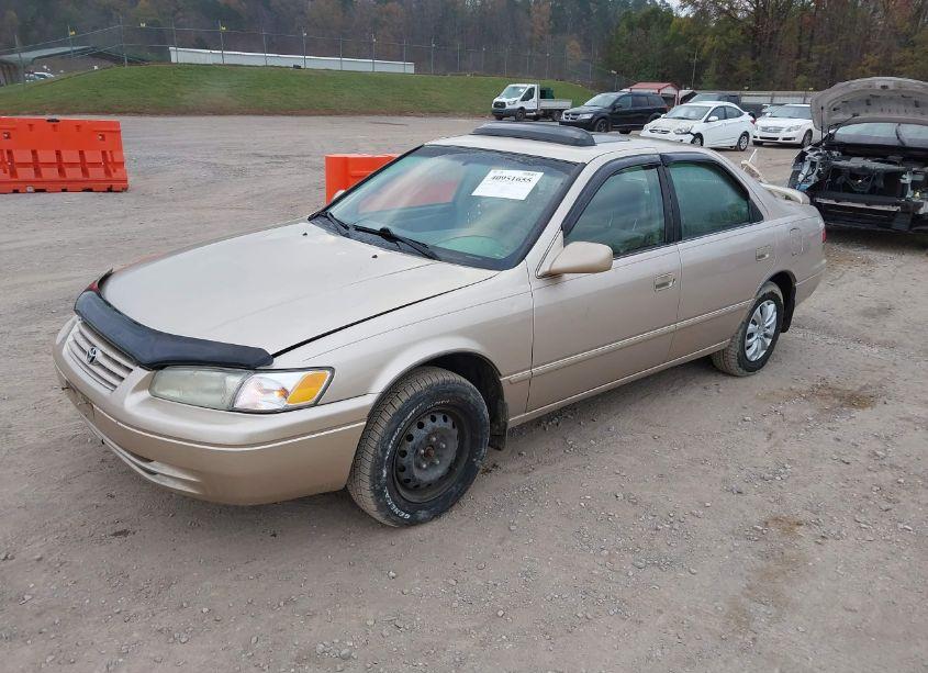 Photo 2 of 1999 Toyota Camry LE (VIN 4T1BG22K2XU872256)