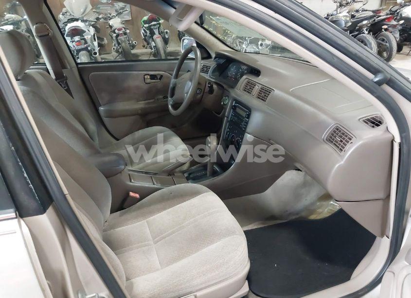 Photo 5 of 2000 Toyota Camry LE (VIN 4T1BG22K2YU660927)