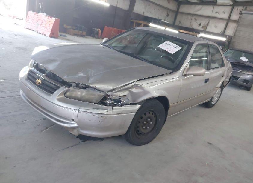 Photo 2 of 2000 Toyota Camry CE (VIN 4T1BG22K2YU708443)