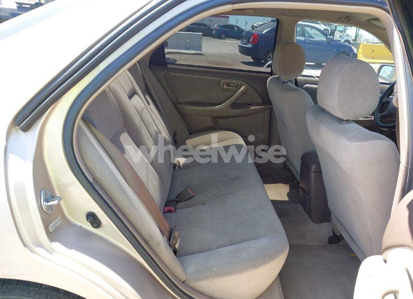 Photo 8 of 2000 Toyota Camry CE (VIN 4T1BG22K2YU924681)