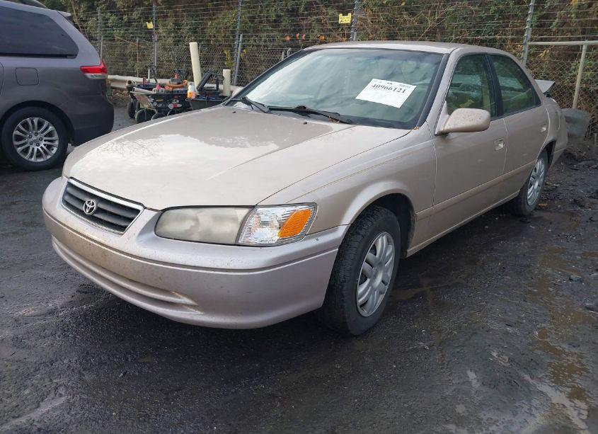 Photo 2 of 2000 Toyota Camry LE (VIN 4T1BG22K2YU942646)