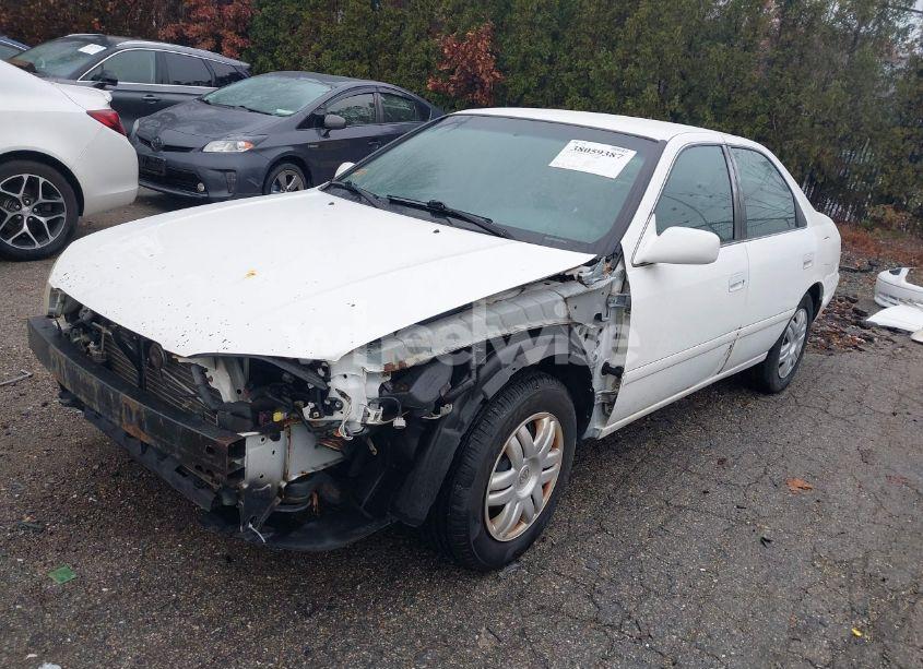 Photo 2 of 2000 Toyota Camry LE (VIN 4T1BG22K2YU976361)