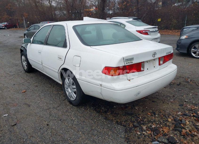 Photo 3 of 2000 Toyota Camry LE (VIN 4T1BG22K2YU976361)