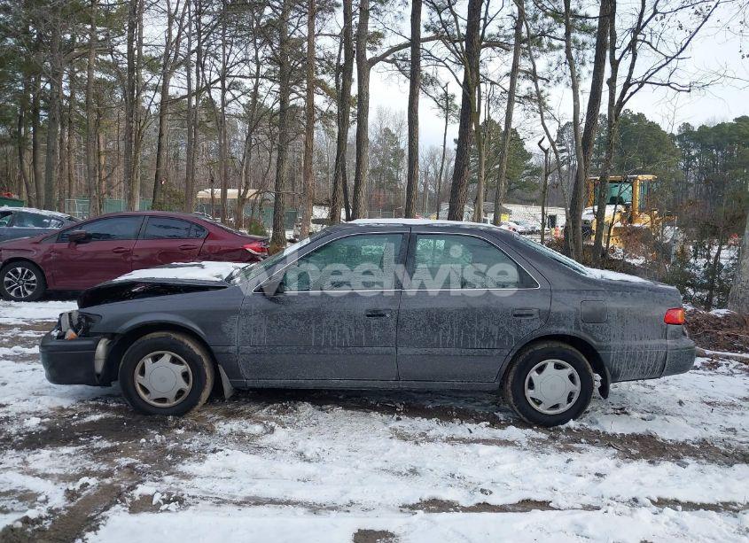 Photo 14 of 2000 Toyota Camry CE (VIN 4T1BG22K2YU986601)