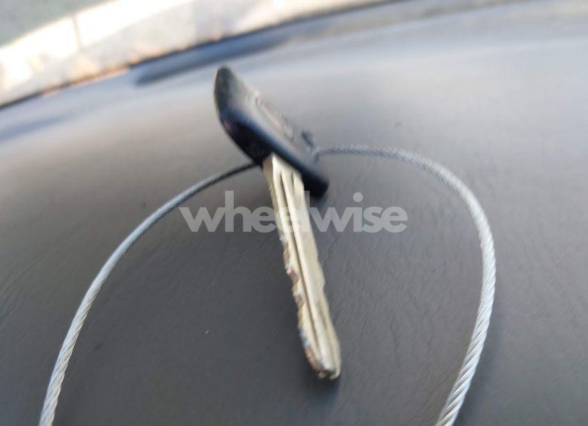 Photo 11 of 2001 Toyota Camry LE (VIN 4T1BG22K31U055112)