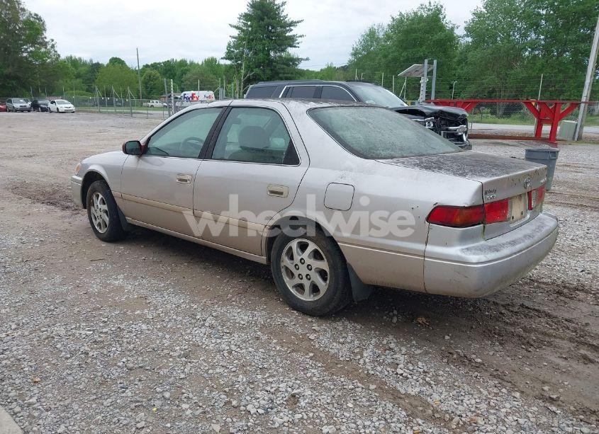 Photo 3 of 2001 Toyota Camry LE (VIN 4T1BG22K31U078888)