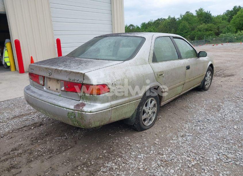 Photo 4 of 2001 Toyota Camry LE (VIN 4T1BG22K31U078888)