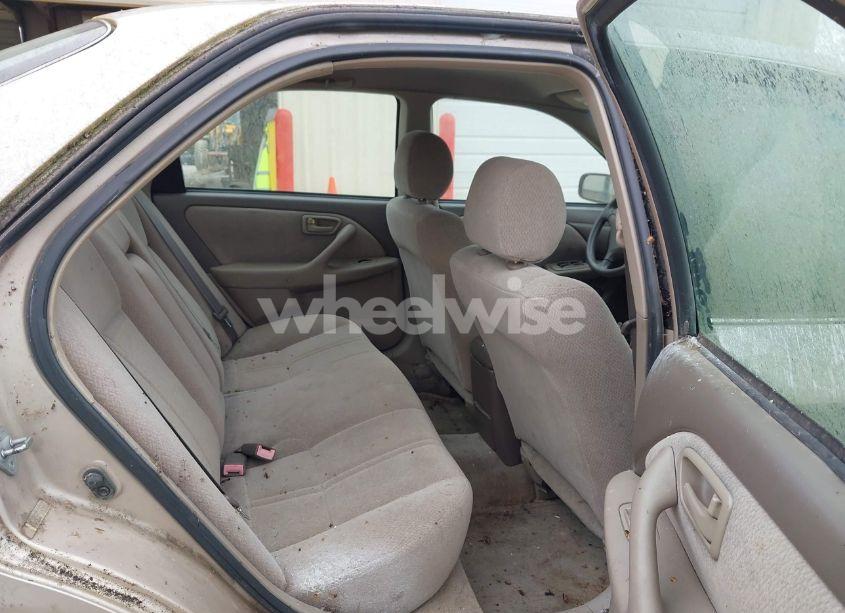 Photo 8 of 2001 Toyota Camry LE (VIN 4T1BG22K31U078888)