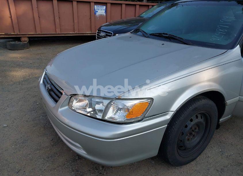 Photo 6 of 2001 Toyota Camry LE (VIN 4T1BG22K31U807956)