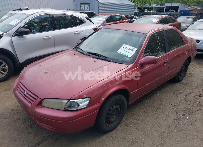 Photo 2 of 1997 Toyota Camry LE (VIN 4T1BG22K3VU090917)