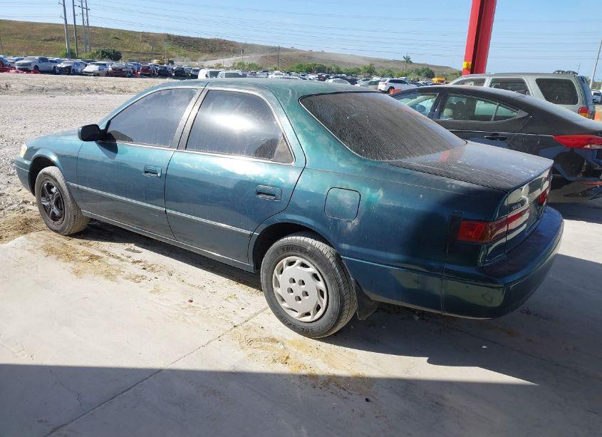 Photo 3 of 1997 Toyota Camry LE (VIN 4T1BG22K3VU775306)