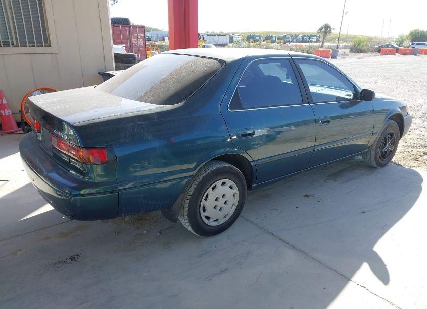 Photo 4 of 1997 Toyota Camry LE (VIN 4T1BG22K3VU775306)