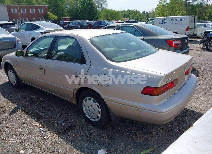 Photo 3 of 1997 Toyota Camry LE (VIN 4T1BG22K3VU808174)