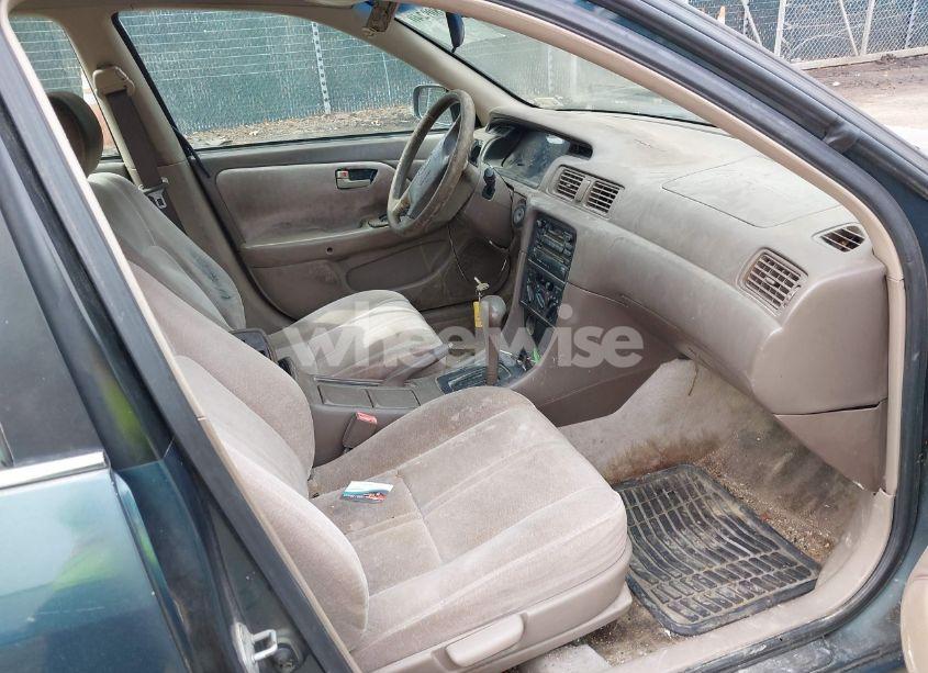 Photo 5 of 1998 Toyota Camry LE (VIN 4T1BG22K3WU854153)