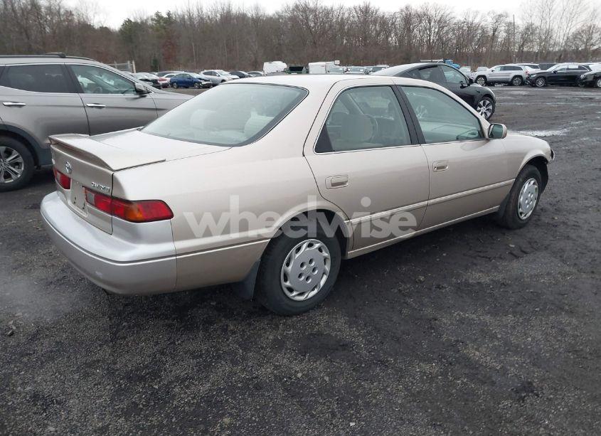 Photo 4 of 1998 Toyota Camry LE (VIN 4T1BG22K3WU859255)
