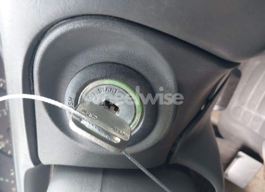 Photo 11 of 1999 Toyota Camry LE (VIN 4T1BG22K3XU447306)
