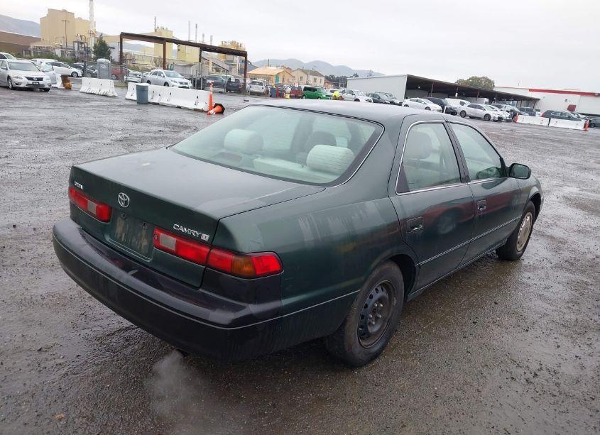 Photo 4 of 1999 Toyota Camry LE (VIN 4T1BG22K3XU487689)