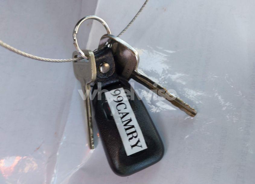 Photo 11 of 1999 Toyota Camry CE (VIN 4T1BG22K3XU510078)