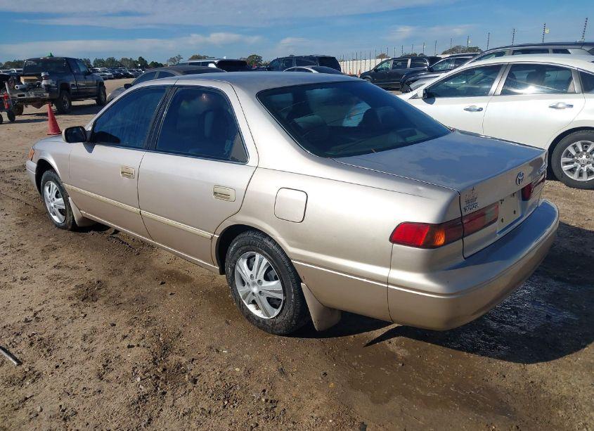Photo 3 of 1999 Toyota Camry CE (VIN 4T1BG22K3XU917026)