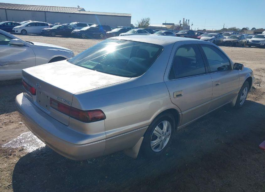 Photo 4 of 1999 Toyota Camry CE (VIN 4T1BG22K3XU917026)