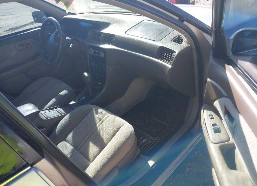Photo 5 of 1999 Toyota Camry CE (VIN 4T1BG22K3XU917026)