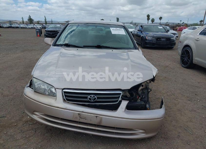 Photo 12 of 2000 Toyota Camry LE (VIN 4T1BG22K3YU628147)