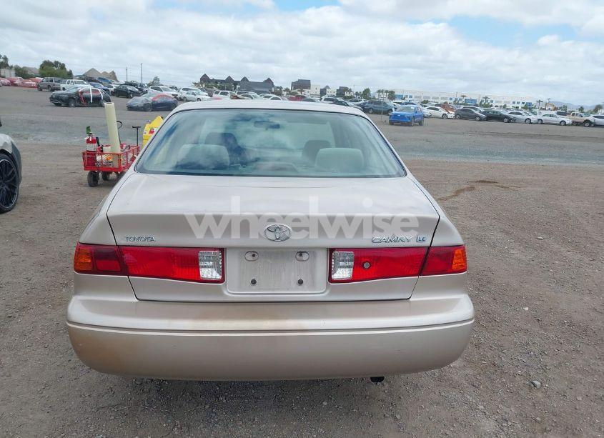 Photo 16 of 2000 Toyota Camry LE (VIN 4T1BG22K3YU628147)