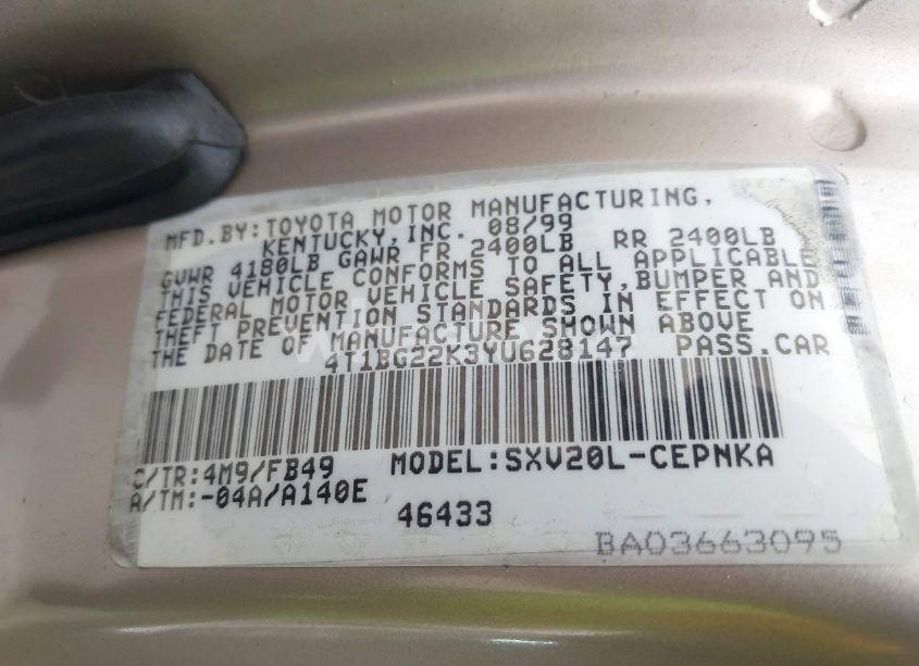 Photo 9 of 2000 Toyota Camry LE (VIN 4T1BG22K3YU628147)