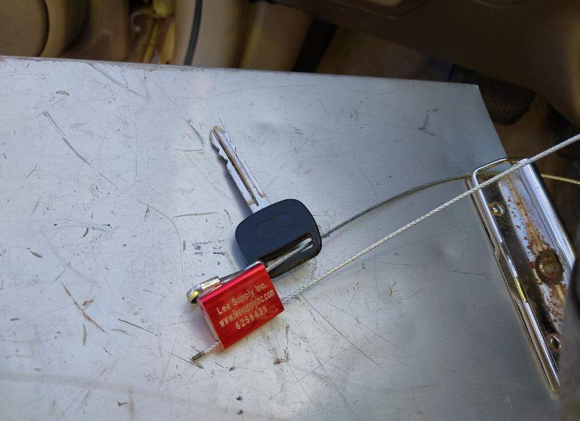 Photo 11 of 2000 Toyota Camry LE (VIN 4T1BG22K3YU658281)