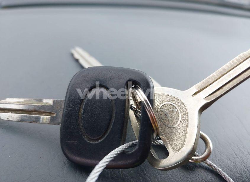 Photo 11 of 2000 Toyota Camry LE (VIN 4T1BG22K3YU671094)