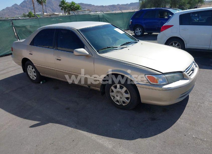 2000 Toyota Camry CE/LE/XLE (VIN 4T1BG22K3YU732928) main photo
