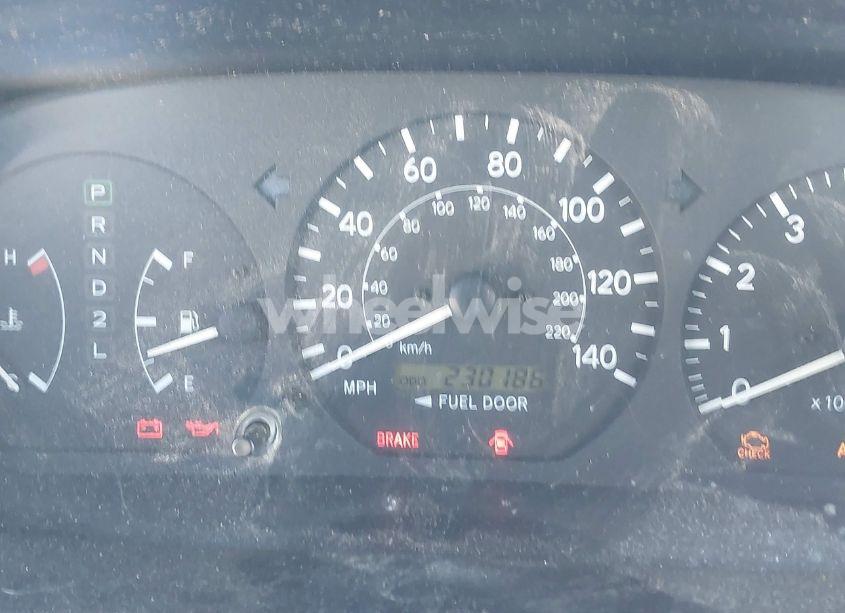 Photo 15 of 2000 Toyota Camry LE (VIN 4T1BG22K3YU958192)