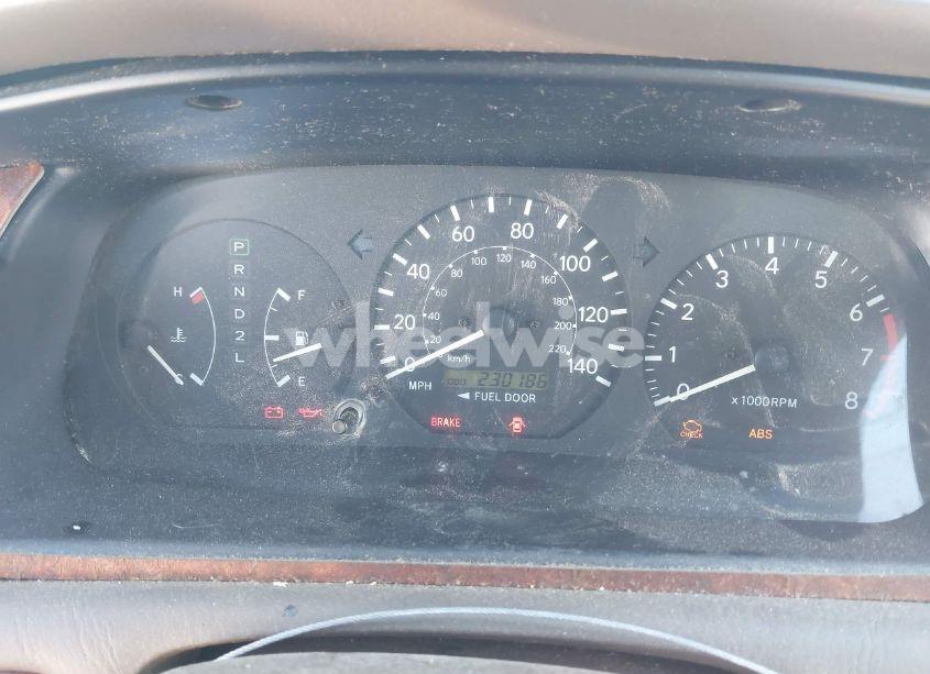 Photo 7 of 2000 Toyota Camry LE (VIN 4T1BG22K3YU958192)