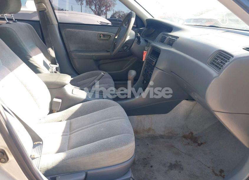 Photo 5 of 2001 Toyota Camry CE (VIN 4T1BG22K41U031448)