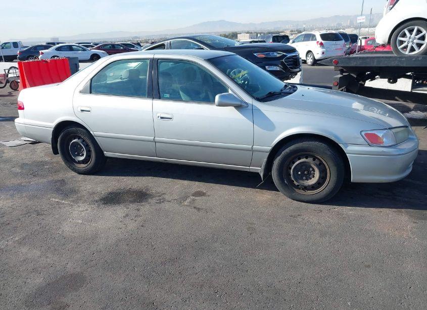 Photo 17 of 2001 Toyota Camry CE (VIN 4T1BG22K41U046984)