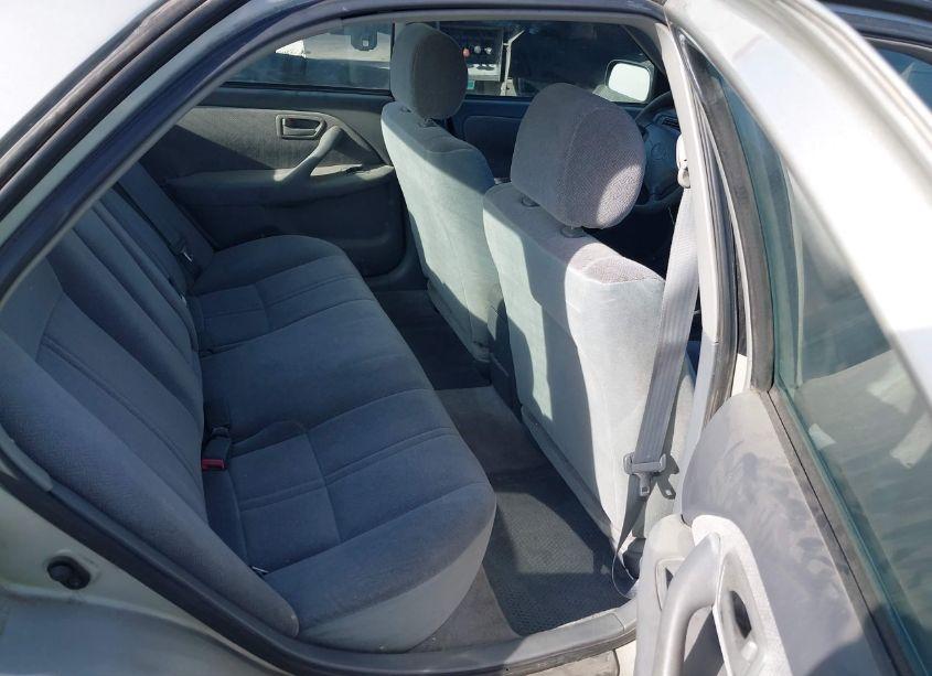 Photo 8 of 2001 Toyota Camry CE (VIN 4T1BG22K41U046984)