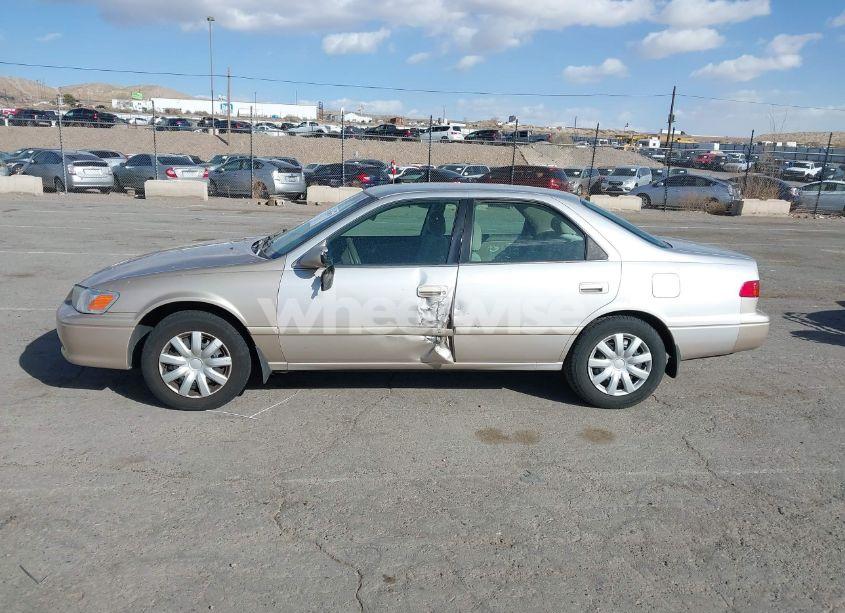 Photo 13 of 2001 Toyota Camry CE (VIN 4T1BG22K41U058567)