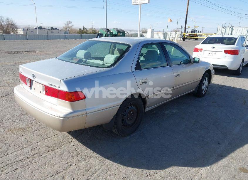 Photo 4 of 2001 Toyota Camry CE (VIN 4T1BG22K41U058567)