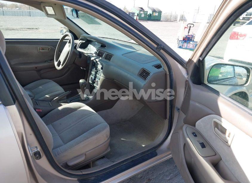 Photo 5 of 2001 Toyota Camry CE (VIN 4T1BG22K41U058567)