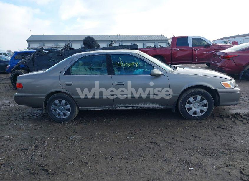 Photo 14 of 2001 Toyota Camry CE (VIN 4T1BG22K41U068113)